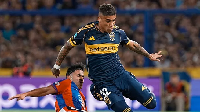 Boca y San Lorenzo igualaron 1-1 en la Bombonera en un picante clásico